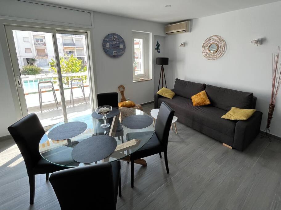 Le Canola Empuriabrava Port - 45M2 - Vue Piscine - Plage Centrale 500M- Parking Prive Gratuit Exterior photo
